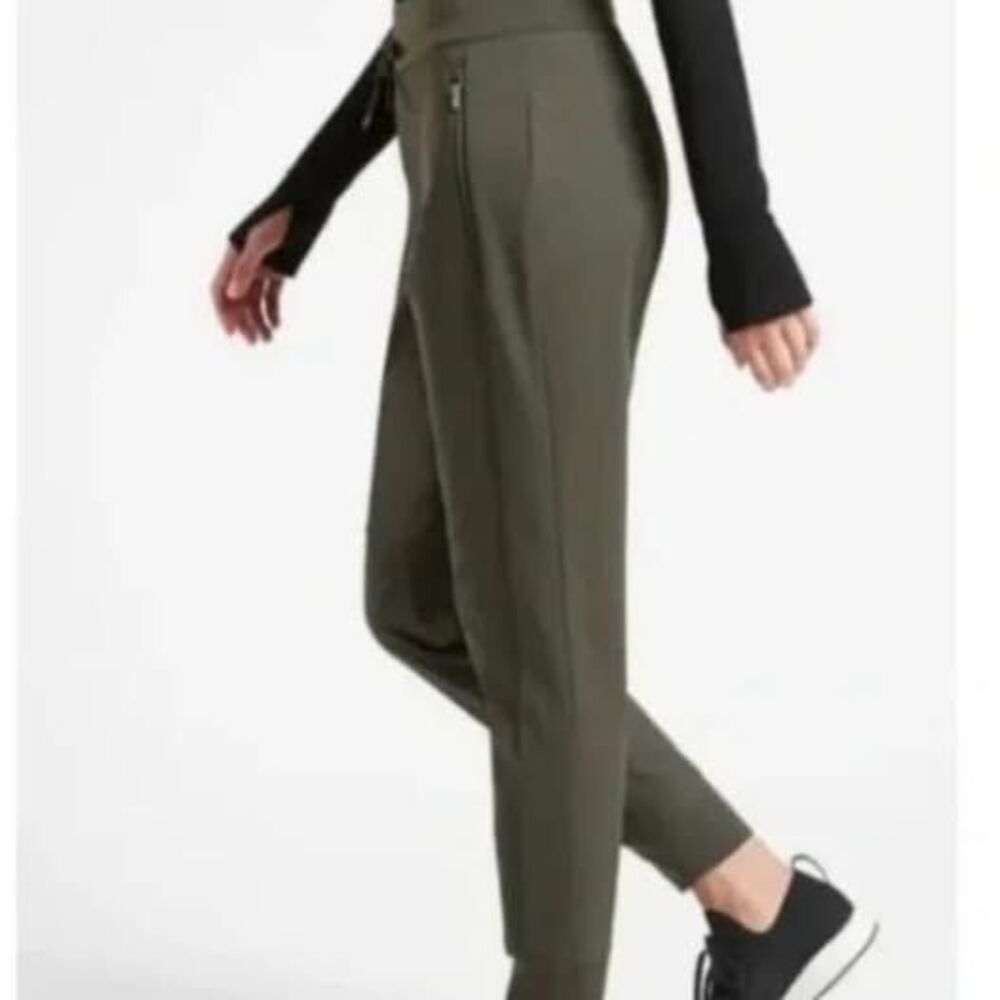 NWT athleta size 8